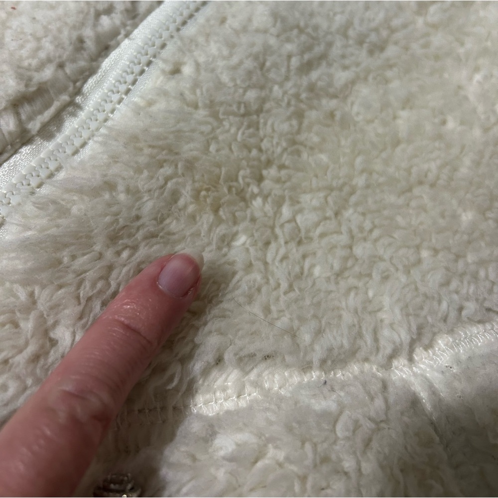 🩶5/$30 ZYIA Active Cream Fleece Teddy Sherpa Hooded Vest w/ Pockets Size Medium - Picture 8 of 8